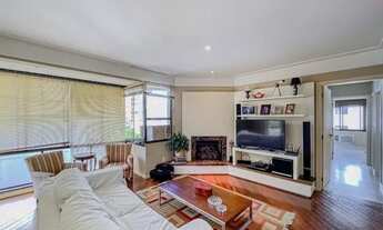 Imagem: Apartamento com 3 Dormitorio(s) localizado(a)