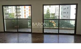 Imagem 2: Apartamento no Campo Belo, 240 m², 4 dormitórios sendo 3 suítes, 3 vagas de garagem. Condo