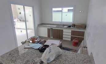 Imagem 7: Casa de condomínio para venda tem 179 metros quadrados com 3 quartos