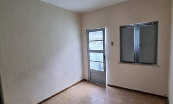 Imagem 3: Casa de vila térrea com 1 quarto em Bento Ribeiro