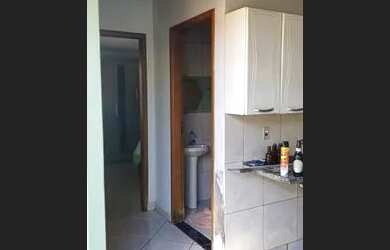 Imagem 7: Casa para Venda em Uberlândia, Jardim Canaã, 3 dormitórios, 1 suíte, 2 banheiros, 3 vagas