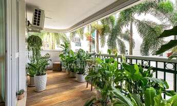 Imagem 2: Apartamento para venda possui 156 metros quadrados com 3 quartos em Leblon - Rio de Janeir