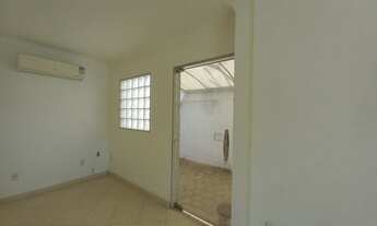 Imagem 2: Casa para venda possui 221 metros quadrados com 3 quartos