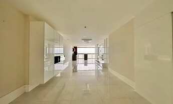 Imagem 7: Apto frente mar, 220m², 4 quartos, 2 suítes, 3 vagas, lazer clube à venda no bairro Praia