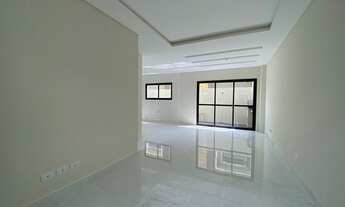 Imagem 7: Sobrado para venda tem 140 metros quadrados com 3 quartos em Uberaba - Curitiba - PR