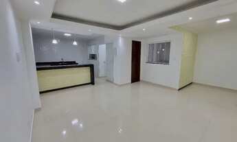 Imagem 4: Incrível Duplex com 3 Quartos (2 Suítes) 4 Banheiros Garagem Churrasqueira em Piabetá Magé