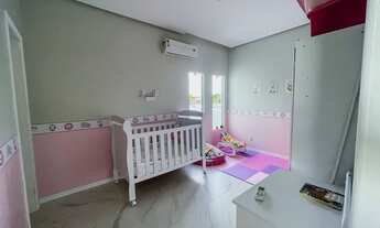 Imagem: Casa Jardins Coimbra, 360m², dispondo de