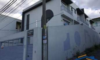 Imagem: Lindo Sobrado em Condomínio localizado