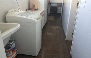 Imagem 7: Próximo da praia, 3 quartos, varanda suite e garagem demarcada. Pompéia - Santos - SP