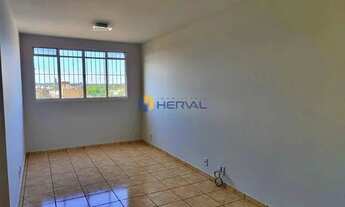 Imagem 7: Apartamento com 3 quartos, sendo 1 suíte, bem na avenida Mauá em Maringá