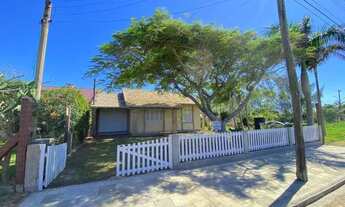 Imagem 3: Elegance Imóveis: Elegante casa térrea com 3 dormitórios, mobiliada, em ótima localização