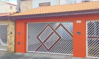 Imagem: Sobrado para venda tem 185 metros quadrados