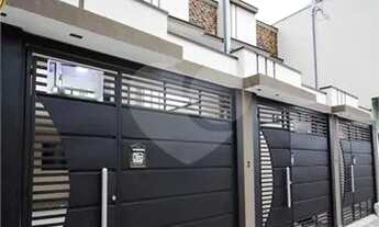 Imagem: Sobrado tres quartos sendo tres suites com