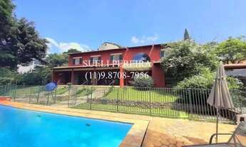 Imagem: Casa de condomínio para venda tem 882 metros