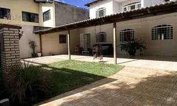 Imagem 2: Exelente casa Residencial Santos Dumont, toda reformada!