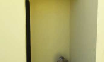 Imagem 4: Kitnet/conjugado para aluguel possui 10 metros quadrados com 1 quarto