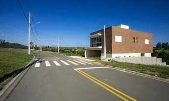 Imagem 5: Casa de condomínio térrea para venda tem 254 metros quadrados com 3 quartos