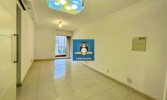 Imagem 2: Ap 1 dorm., 60m², c armários, varanda, 2 banh., a gás, 1 vaga fixa