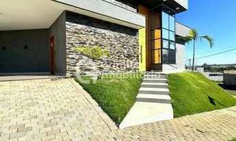 Imagem: Linda Casa à Venda no Condomínio Maria