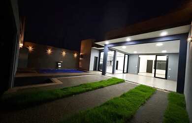 Imagem 3: Casa moderna com piscina no jardim botânico em Sertãozinho sp