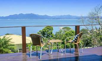 Imagem 5: Casa para venda possui 298 metros quadrados com 3 quartos em Centro - Florianópolis - Sant