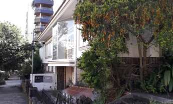 Imagem 7: Casa de esquina, imensa