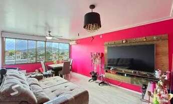 Imagem 5: Apartamento em Porto Alegre, no bairro Medianeira, com 3 dormitório(s), e 3 banheiros, à v