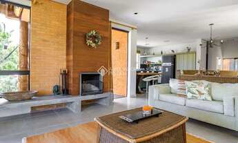 Imagem 4: Casa de Alto Padrão Mobiliada à Venda no Condomínio Ibira - Imbituba/SC