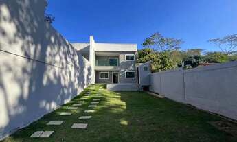 Imagem: Casa (Padrão), com 4 quartos e 3 banheiros