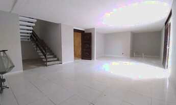 Imagem 6: Casa no Bessa com Sete quartos sendo uma suíte