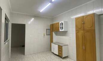 Imagem 5: Apartamento para locação no bairro Campo Grande com garagem fechada