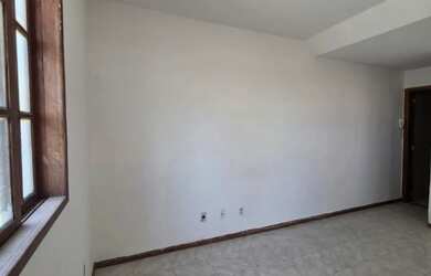 Imagem 2: IMÓVEL A VENDA EXCELENTE LOCALIZAÇÃO CONDOMÍNIO COM CÂMERAS - COLUBANDE