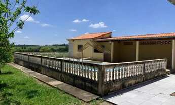 Imagem 5: Chácara em Porangaba SP, área com 20.000 m², casa com 3 dormitórios, área de lazer com pis