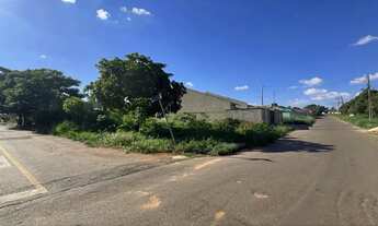 Imagem: Esquina 375,00m² (Asfalto, Agua e Esgoto)