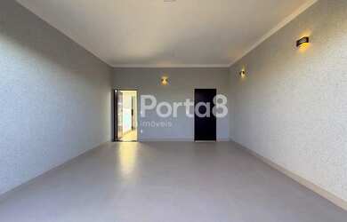 Imagem 7: Casa Ampla e Confortável à Venda em Setvalley 3 - com Pé-Direito Alto e Ambiente Versátil