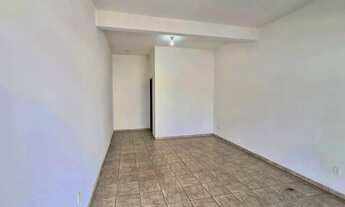 Imagem 6: Sala comercial 28m² com banheiro, ótima localização e portas seguras ideal para seu negóc