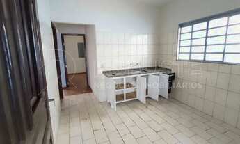 Imagem 2: Casa Padrão com 2 dormitórios no Bairro Alto , Botucatu