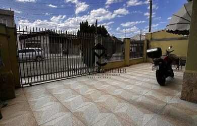 Imagem 2: Casa Residencial à Venda em Parque das Flores, Taubaté 3 Dormitórios, 1 Suíte, 2 Vagas