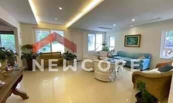 Imagem 3: Casa em Rua das Rosas - Itacoatiara - Niterói/RJ