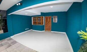 Imagem 2: Baixou o Preço - Direto com o Proprietário - Sobrado Triplex Reformado - Zona sul de POA