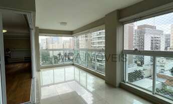 Imagem 2: Apartamento para aluguel e venda possui 210 metros quadrados