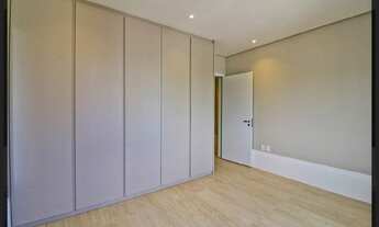 Imagem 4: Apartamento para aluguel e venda possui 290 m2 com 3 suítes, 4vgs