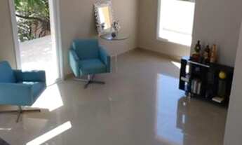 Imagem 2: Casa para Venda em Santana de Parnaíba, Tarumã, 3 dormitórios, 1 suíte, 3 banheiros, 3 vag