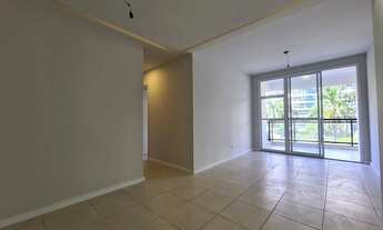 Imagem 2: Apartamento para venda possui 70 metros quadrados com 2 quartos em Jacarepaguá - Rio de Ja