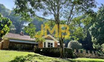 Imagem 2: Bela casa na divisa com a Floresta da Tijuca, em um terreno com 30.000m2 de vegetação nati