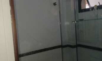 Imagem 4: Casa de condomínio para aluguel e venda possui 450 metros quadrados com 4 quartos