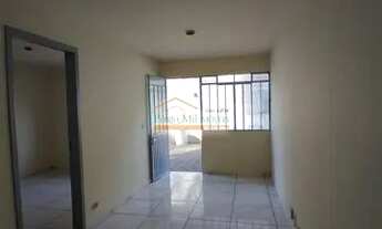 Imagem 5: CASA com 2 dormitórios para alugar com 55m² por R$ 1.100,00 no bairro Jardim Botânico - CU