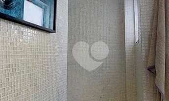 Imagem 4: Apartamento a Venda em Copacabana com 3 Quartos e Vaga