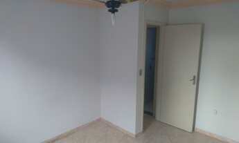 Imagem 7: Alugo excelente apartamento de 2 quartos, com varanda, muito bem localizado