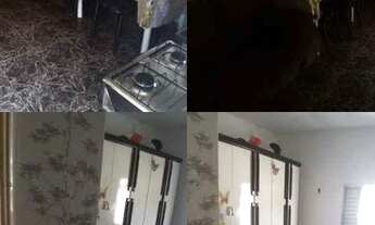 Imagem 6: 2 Casas para venda possui 224 metros quadrados em Cidade Parque Brasília - Guarulhos - SP